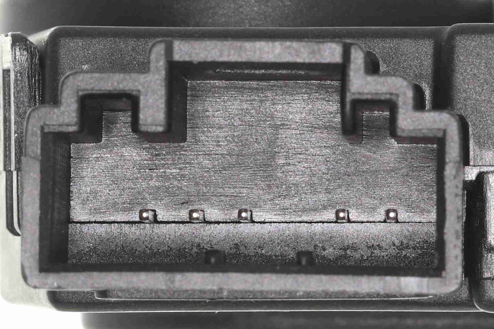 Actuator, blending flap-1