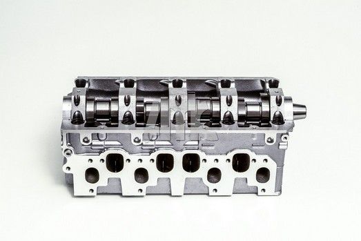 AMC 908946 Cylinder head