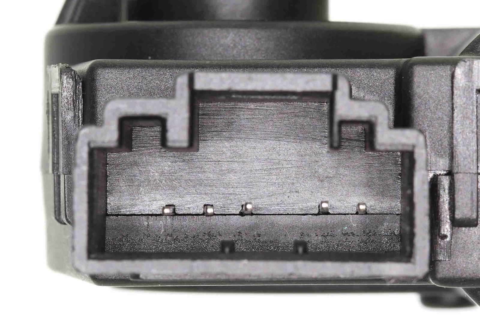 Actuator, blending flap-1
