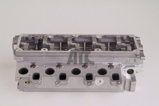 AMC 908726 Cylinder head