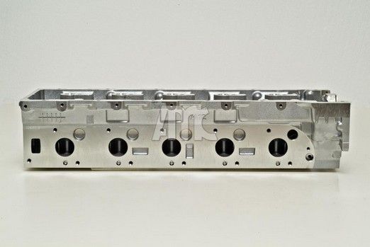 Cylinder Head-10