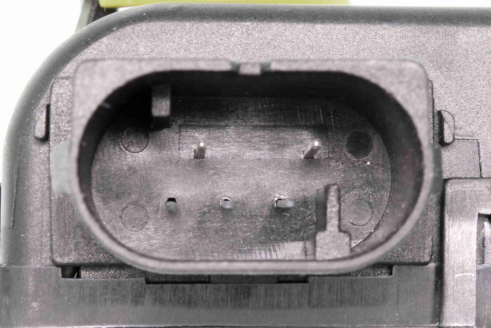 Actuator, blending flap-1