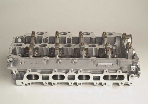 AMC 908619 Cylinder head