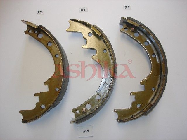 ASHIKA 55-02-233 Brake shoe set