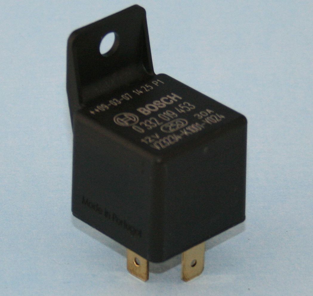 BOSCH 0 332 019 453 Relay, main current