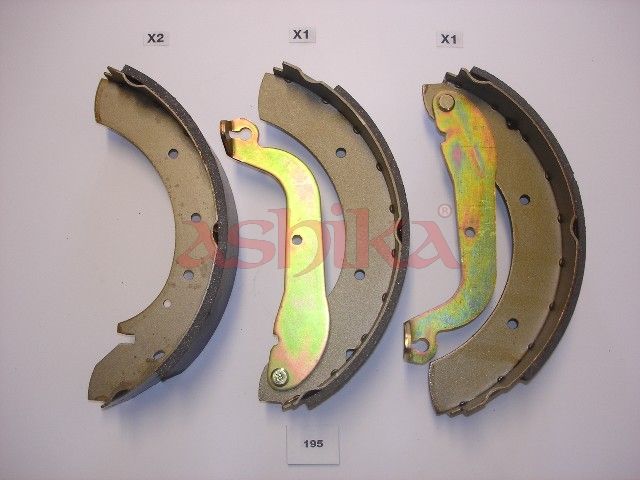 ASHIKA 55-01-195 Brake shoe set