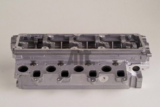 AMC 908050 Cylinder head