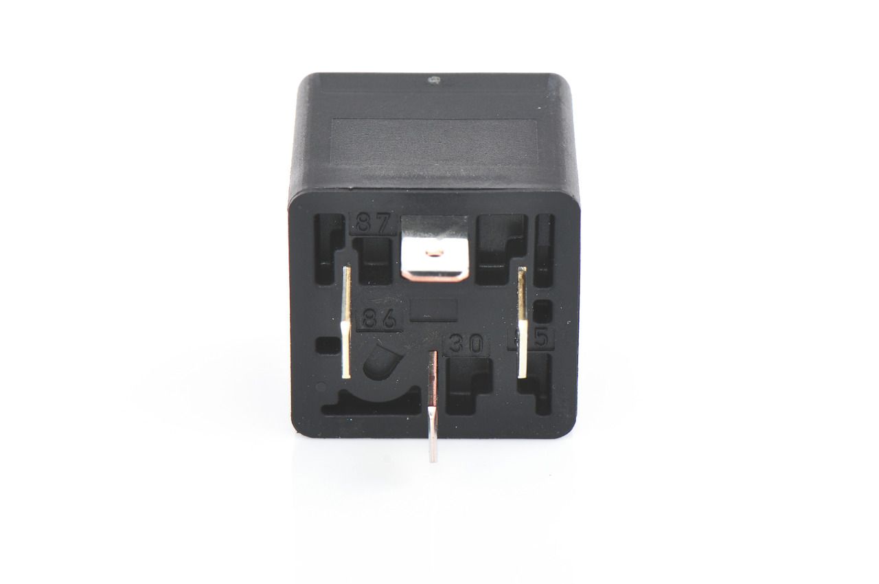 Relay, main current-3