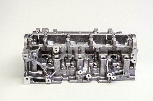 AMC 908793 Cylinder head