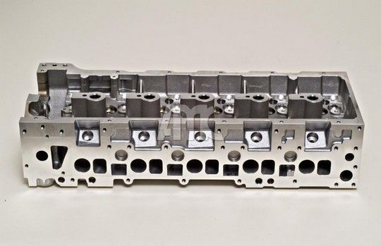 AMC 908578 Cylinder head