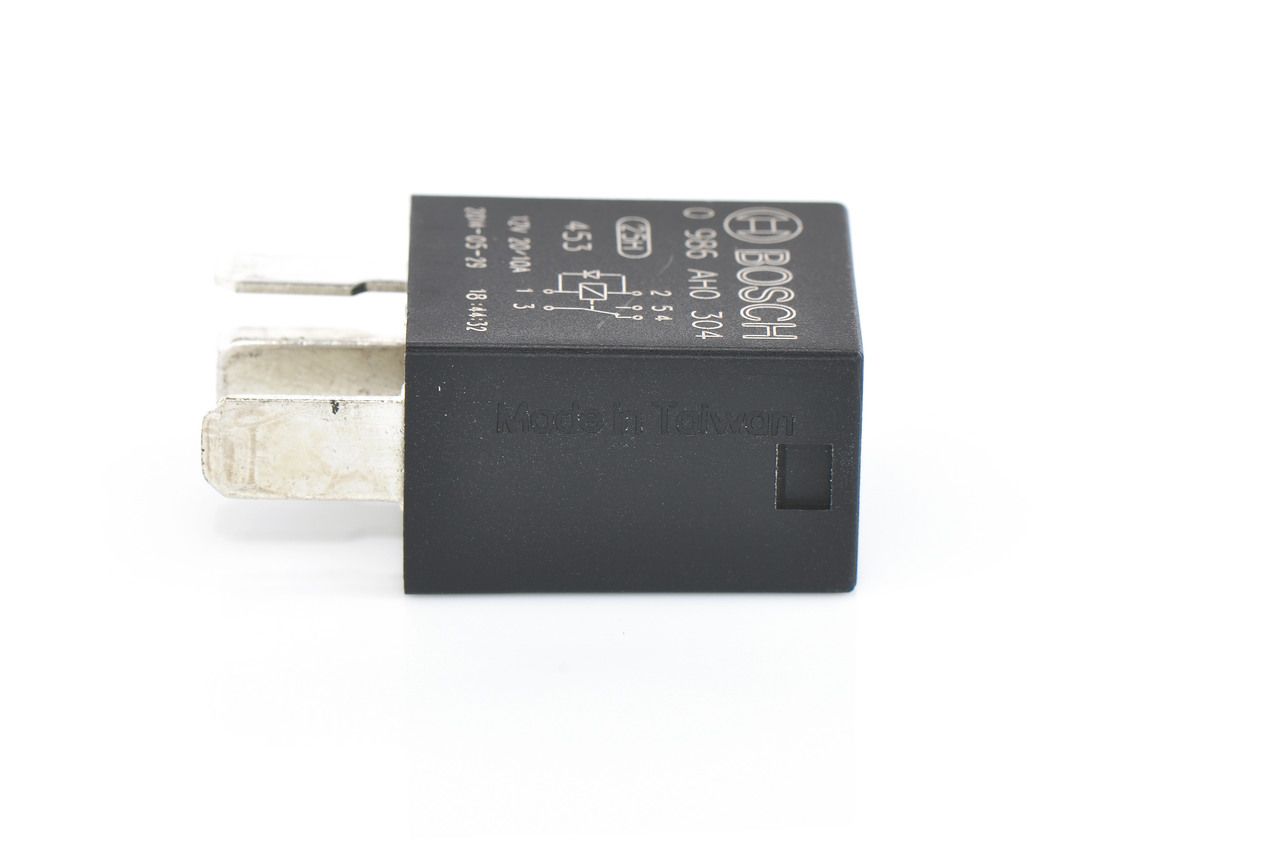 BOSCH 0 986 AH0 304 Relay, main current