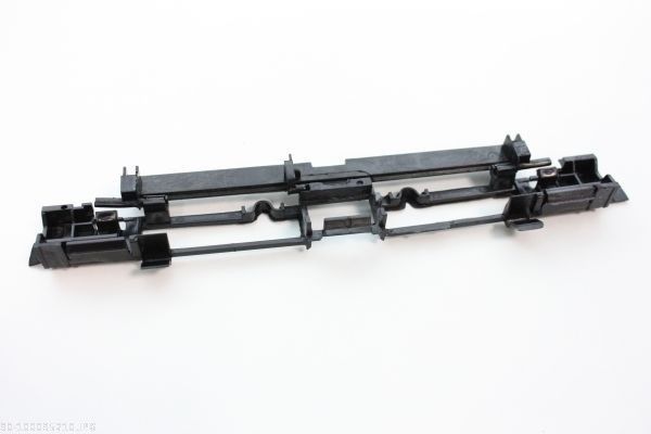Clip, trim/protection strip