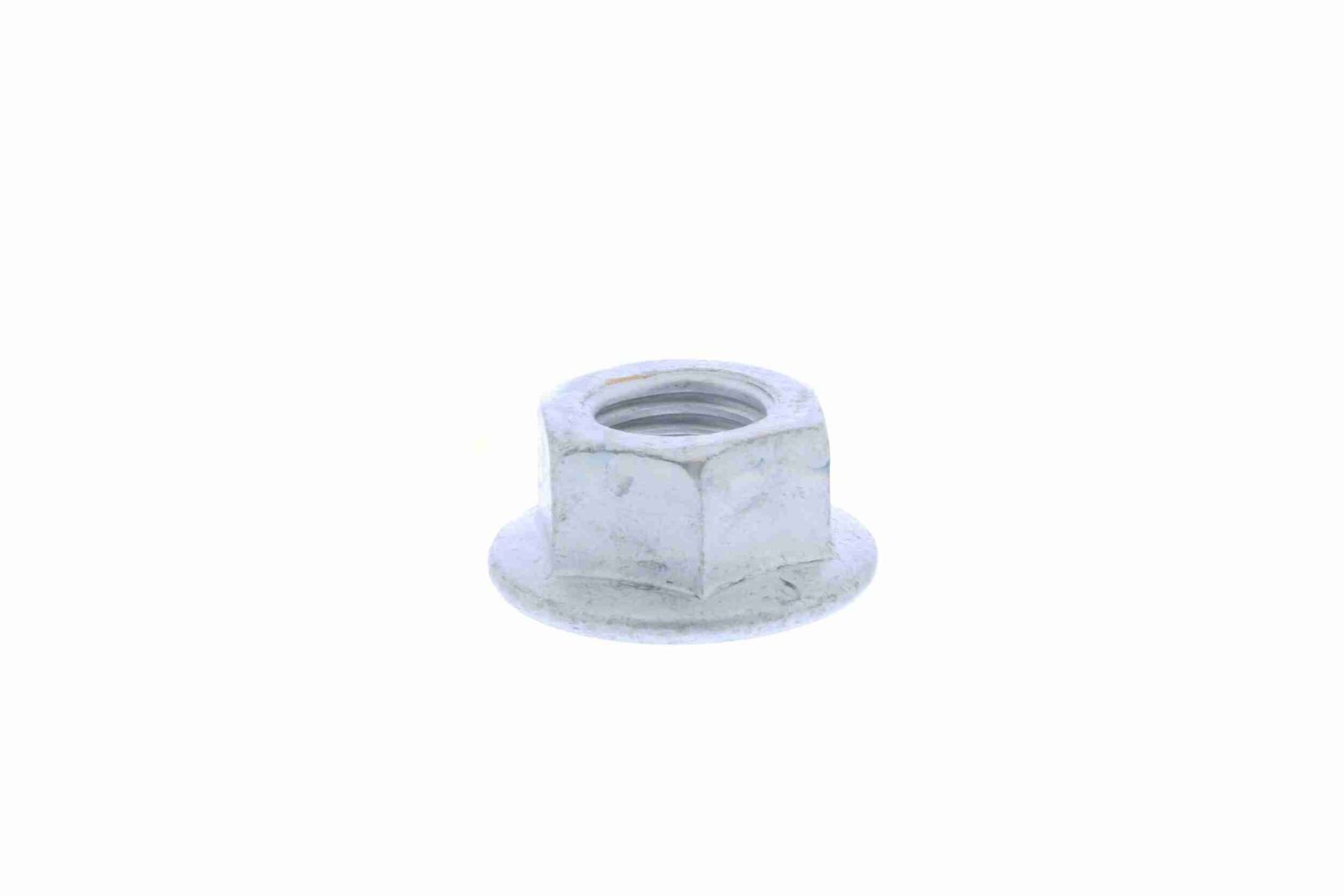 Nut-8