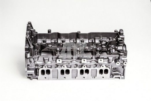 AMC 908966 Cylinder head
