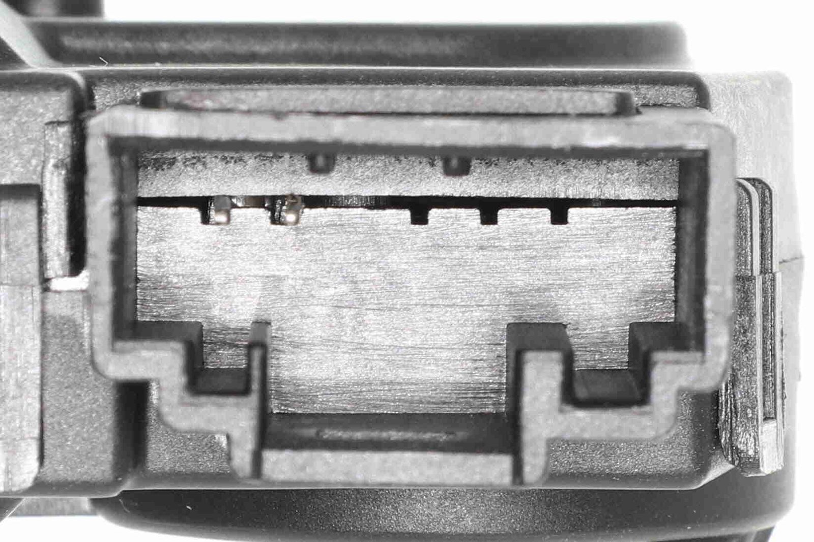 Actuator, blending flap-1