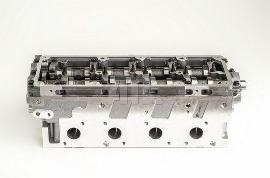 AMC 908920 Cylinder head
