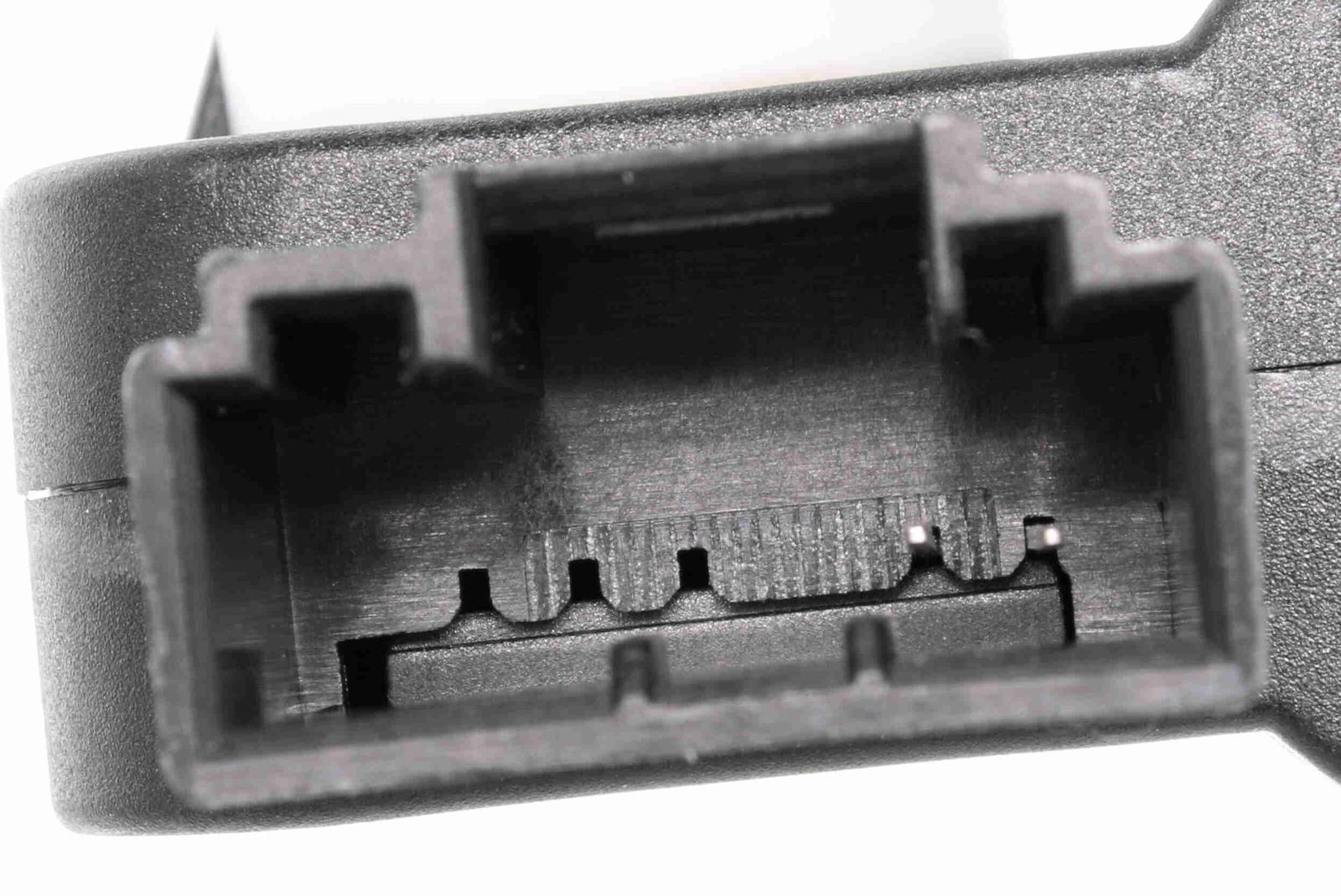 Actuator, blending flap-1