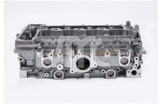 AMC 908497 Cylinder head