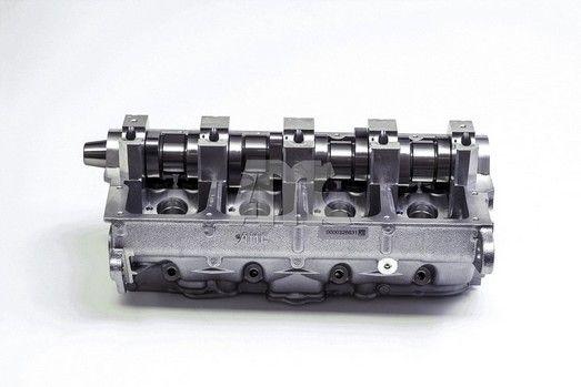 AMC 908906 Cylinder head
