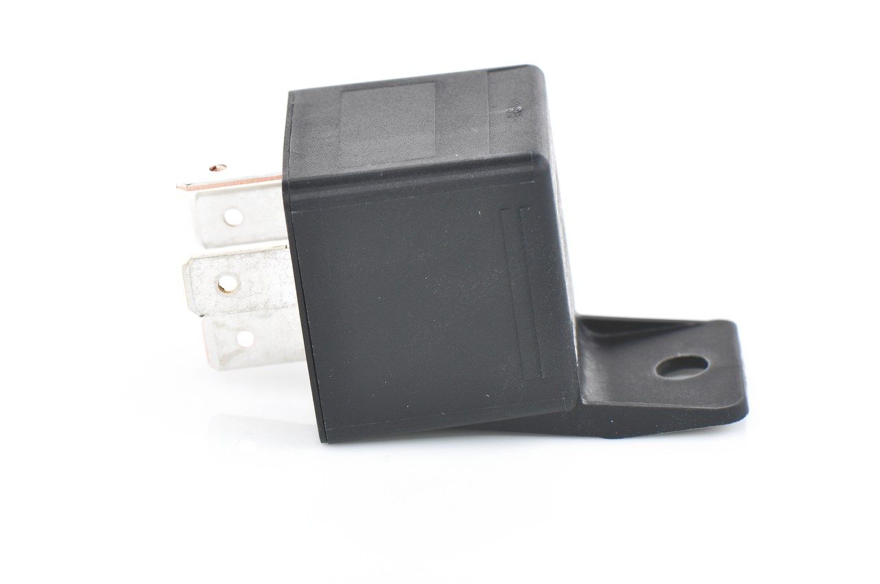 Relay, main current-4