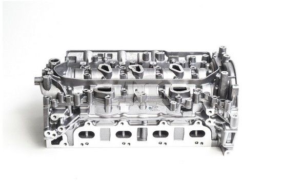 AMC 908335 Cylinder head