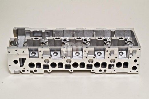AMC 908575 Cylinder head