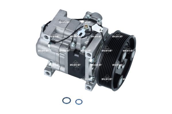 Compressor, air conditioning