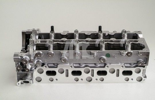 AMC 908724 Cylinder head