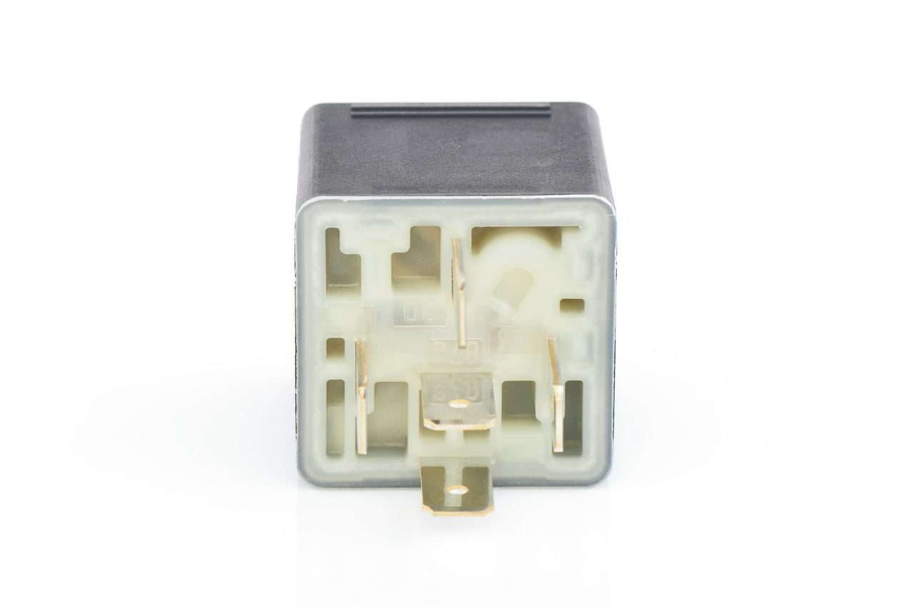 relė, pagrindinė srovė-3