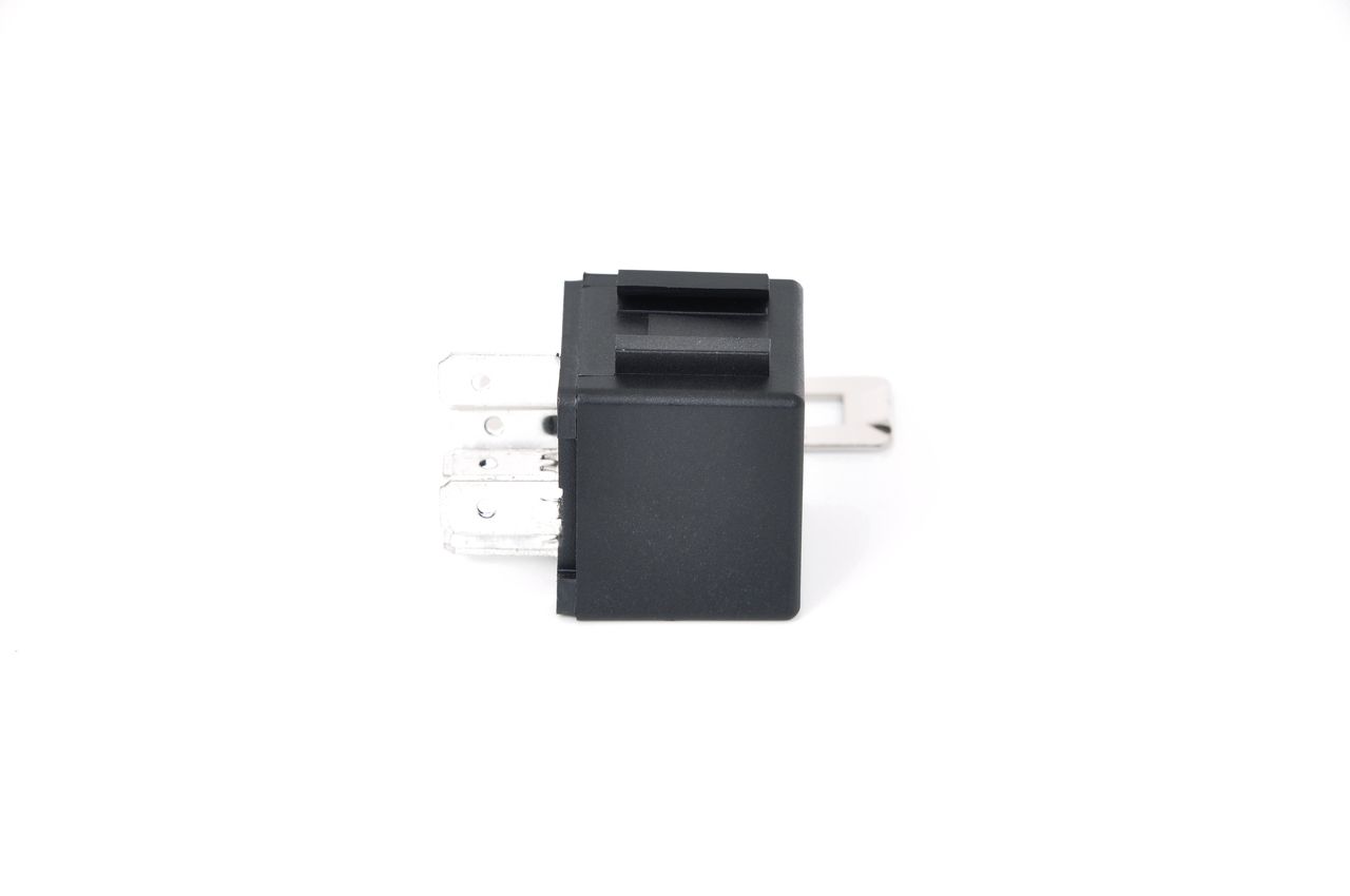 Relay, main current-3