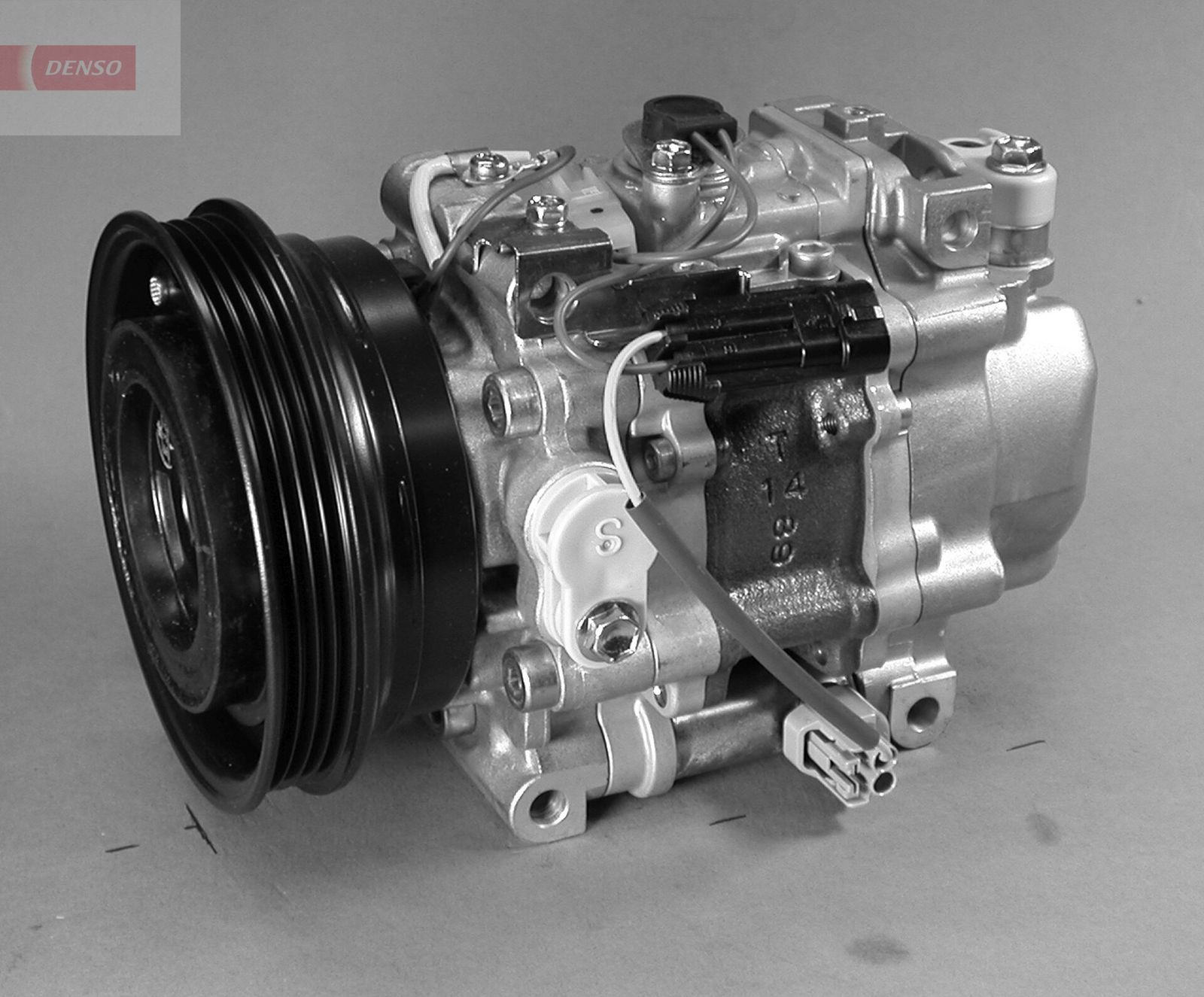 DENSO DCP09014 Compressor, air conditioning
